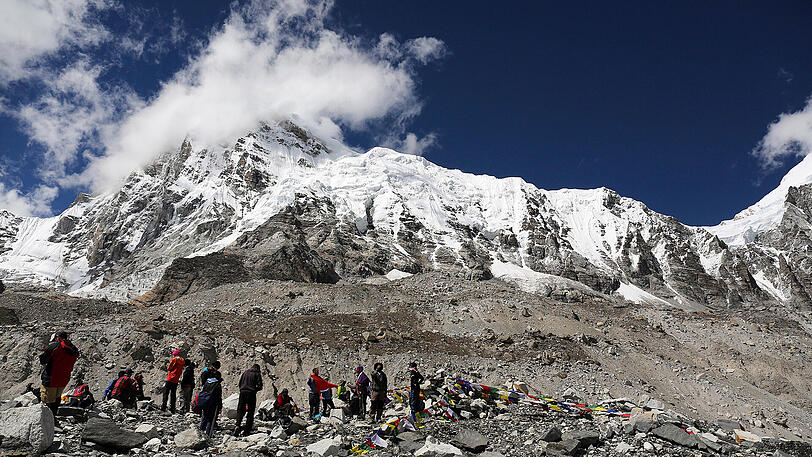 Bergsteiger im Basis Camp des Mount Everest. Es gab dieses Jahr bereits neun Tote Alpinisten.