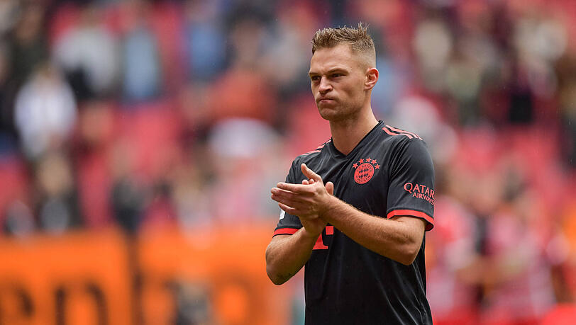 Joshua Kimmich war nach der Pleite gegen Augsburg bedient.