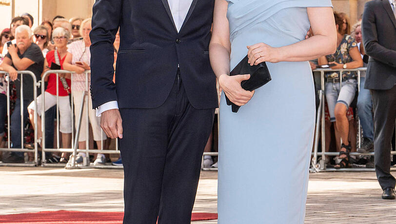 Katharina Schulze und ihr Mann Danyal Bayaz bei der Er&ouml;ffnung der Bayreuther Festspiele am Wochenende.