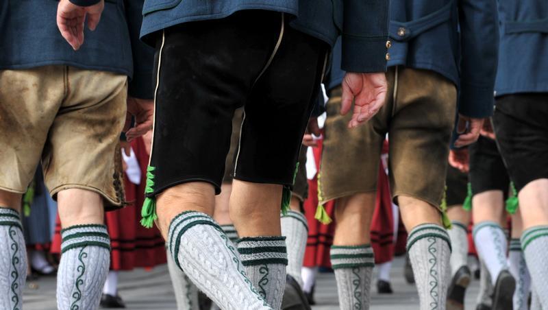 Lederhosen, vor allem Importe aus dem Ausland, können Allergien auslösen. Lederhosen, vor allem Importe aus dem Ausland, können Allergien auslösen.
