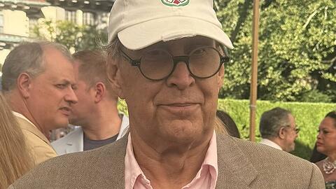 Schauspieler Chevy Chase lag 2021 acht Tage im Koma.