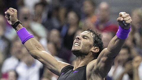 Rafael Nadal feiert seinen Sieg gegen Marin Cilic.