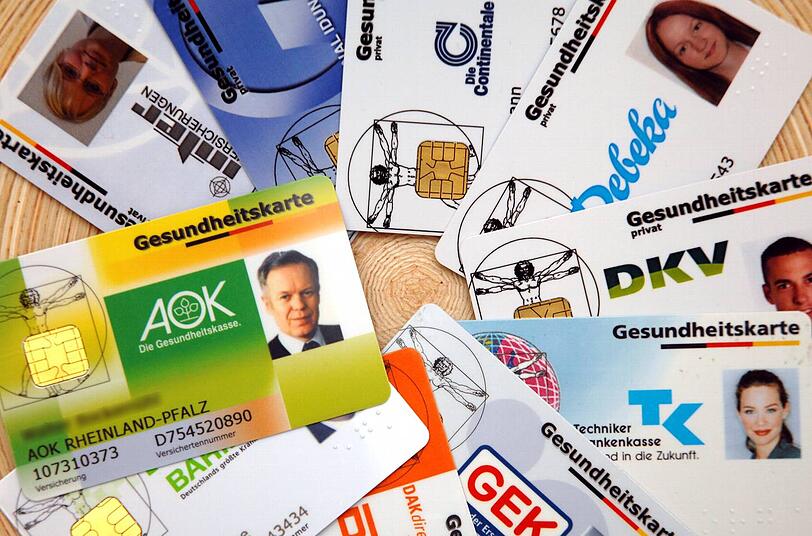 Für knapp die Hälfte der Versicherten wird's günstiger, für gut die Hälfte teurer: Künftig herrscht ein anderes System bei den Krankenkassen.