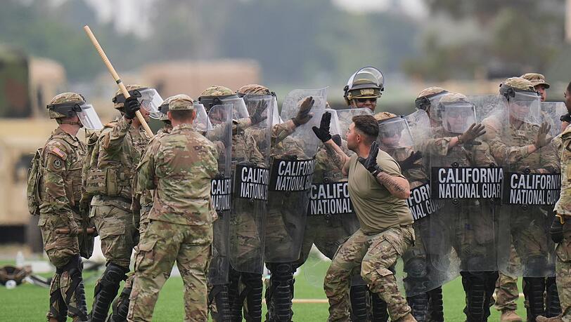 Das Pentagon plant, die Hälfte der Nationalgarde-Soldaten in Los Angeles abzuziehen.