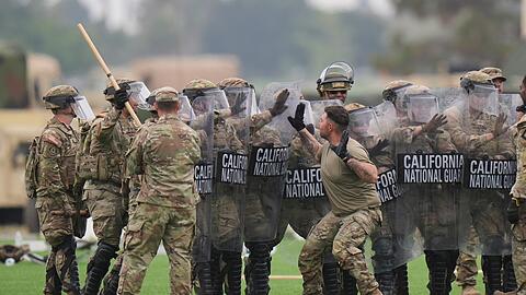 Das Pentagon plant, die Hälfte der Nationalgarde-Soldaten in Los Angeles abzuziehen.