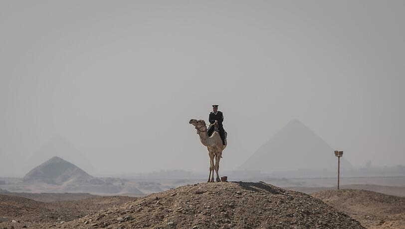 Sakkara ist die Begräbnisstätte der altägyptischen Residenzstadt Memphis. Sakkara ist die Begräbnisstätte der altägyptischen Residenzstadt Memphis.
