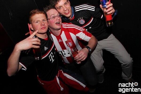 Auch in der Milchbar ging es rund: "Fly on Tuesday". Mehr Bilder unter: www.nachtagenten.de.