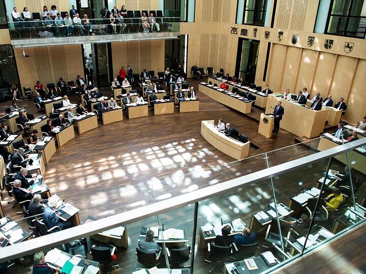 Der Bundesrat hat mehrere Beschlüsse gefasst und Initiativen auf den Weg gebracht.