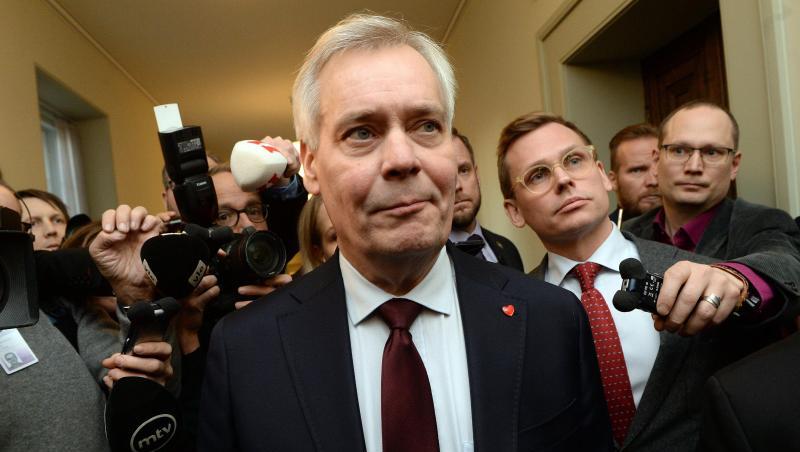 Antti Rinne tritt nach nur sechs Monaten als Ministerpräsident von Finnland zurück. Antti Rinne tritt nach nur sechs Monaten als Ministerpräsident von Finnland zurück.