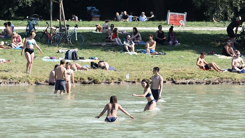 AZ-Leser Djordje Matkovic hat sich gewundert, warum so viele Menschen baden – und dieses Foto gemacht. AZ-Leser Djordje Matkovic hat sich gewundert, warum so viele Menschen baden – und dieses Foto gemacht.