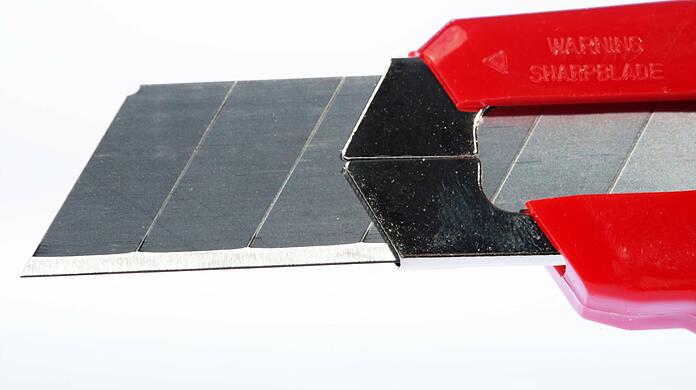 Die Abbruchklingen waren so drapiert, dass ernsthafte Verletzungen hätten entstehen können. (Symbolbild)