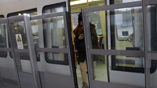 In der Kopenhagener U-Bahn sorgen Bahnsteigtüren bereits für mehr Sicherheit. Sind solche Türen auch bei der Münchner U-Bahn denkbar?