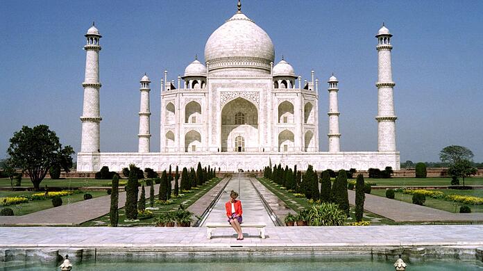 Prinzessin Diana vor dem Taj Mahal am 11. Februar 1992.