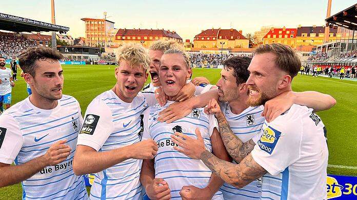 Der TSV 1860 gewinnt gegen Meppen mit 4:0.
