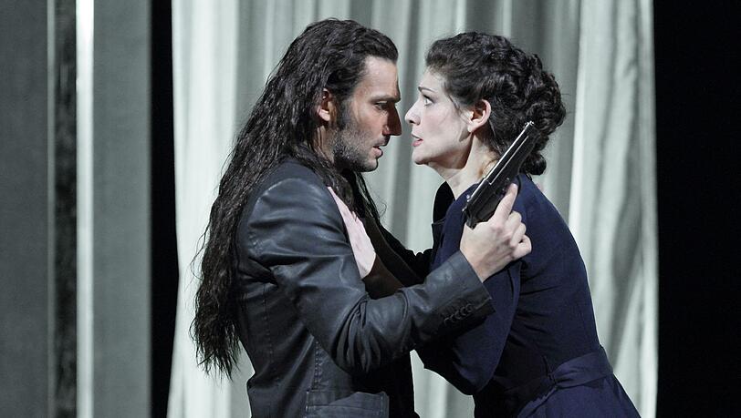 Anja Harteros und Jonas Kaufmann in "La forza del destino". Anja Harteros und Jonas Kaufmann in "La forza del destino".