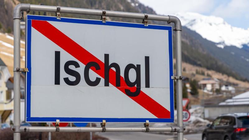 Ein Ortsschild am Ausgang der Ortschaft Ischgl. In dem Wintersportort hatten sich zahlreiche Menschen mit dem Coronavirus angesteckt. Ein Ortsschild am Ausgang der Ortschaft Ischgl. In dem Wintersportort hatten sich zahlreiche Menschen mit dem Coronavirus angesteckt.