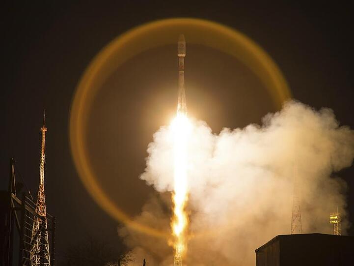 Start der Sojus-2.1b-Trägerrakete mit weiteren 34 OneWeb-Satelliten vom Kosmodrom Baikonur.