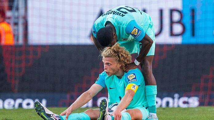 Die Löwen-Abwehr um Leroy Kwadwo (oben) und Kapitän Jesper Verlaat agiert zumeist zuverlässig bis souverän, aber auch fehlerbehaftet.