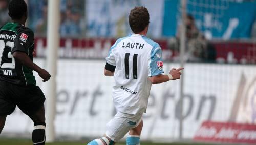 Zweifacher Torschütze gegen Fürth: Benny Lauth Zweifacher Torschütze gegen Fürth: Benny Lauth