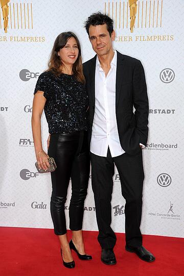 Tom Tykwer war auch da, sein Film "Cloud Atlas" bekam jedoch nur Preise in den Nebenkategorien. Hier sehen Sie ihn mit seiner Frau Marie Steinmann.