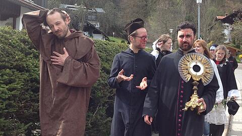 Die Aktion der Gruppe &bdquo;Unkoordinierte Bewegung&ldquo; in Bad Wiessee.