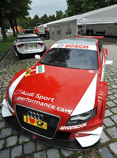 DTM im Olympiastadion: So läuft der Aufbau des großen Spektakels. Die Bilder