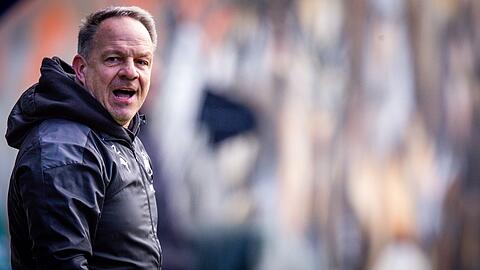 Trainer Alexander Zorniger von Greuther Fürth. Rostock gewinnt 1 : 0 gegen Greuther Fürth. Er hofft auf einen Sieg.