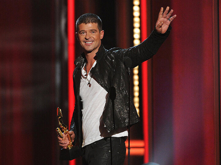 Robin Thicke hört wohl gern laute Musik