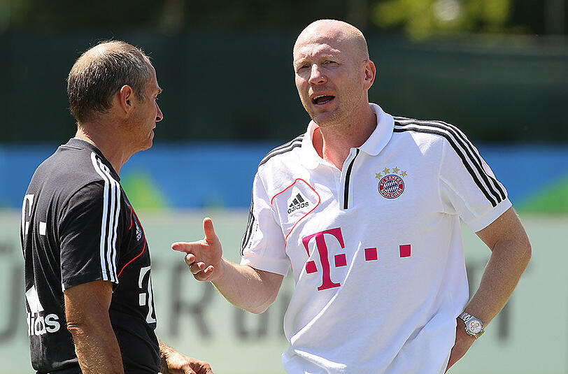 Den Physio abgeschossen: Bayerns Sportvorstand hat Fredi Binder mitgeteilt, dass die Bayern in Zukunft ohne den langjährigen Mitarbeiter planen.