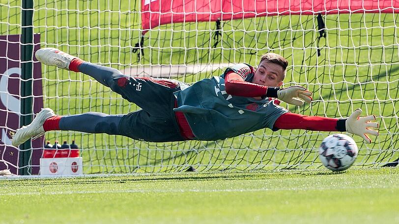 Torwart Christian Früchtl im Bayern-Trainingslager in Doha/Katar.