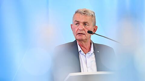 Der Hauptgesch&auml;ftsf&uuml;hrer der vbm, Bertram Brossardt, erwartet eine harte Tarifrunde. (Archivbild)