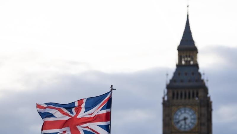 Die Fahne des Vereinigten Königreichs vor dem Big Ben in London. Die Fahne des Vereinigten Königreichs vor dem Big Ben in London.