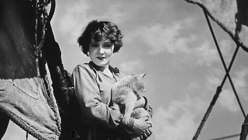 Provozierend burschikos: Marlene Dietrich als Ethel Marley im Film "Schiff der verlorenen Menschen" (1929). Provozierend burschikos: Marlene Dietrich als Ethel Marley im Film "Schiff der verlorenen Menschen" (1929).