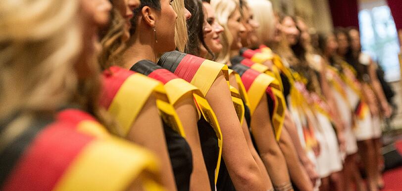 24 junge Damen hoffen die neue "Miss Germany" zu werden.