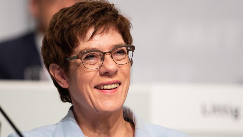 CDU-Chefin Annegret Kramp-Karrenbauer hält beim Thema Kanzlerkandidatur nichts von einer Urwahl. CDU-Chefin Annegret Kramp-Karrenbauer hält beim Thema Kanzlerkandidatur nichts von einer Urwahl.