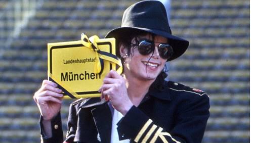 Sein Tod jährt sich bald zum fünften Mal: Popstar Michael Jackson starb am 25. Juni 2009 mit 50. Sein Tod jährt sich bald zum fünften Mal: Popstar Michael Jackson starb am 25. Juni 2009 mit 50.