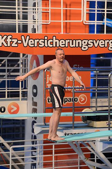 Stefan Raab  beim TV Total Turmspringen 2012 in der Olympia-Schwimmhalle in München.