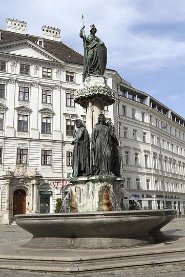 Nicht nur in Bayern, auch in Österreichs Hauptstadt war Schwanthaler aktiv. Beweis: der Austriabrunnen in Wien.