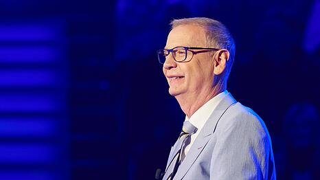G&uuml;nther Jauch pr&auml;sentiert seit 1999 die RTL-Quizshow "Wer wird Million&auml;r?"