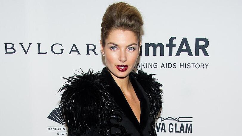 Model Jessica Hart bei der amfAR-Gala am 5. Februar in New York Model Jessica Hart bei der amfAR-Gala am 5. Februar in New York
