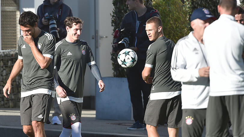 Der Tag vor dem Champions-League-Neustart von Triple-Triumphator Jupp Heynckes: Die Bilder vom Abschlusstraining des FC Bayern vor dem Heimspiel gegen Celtic Glasgow.