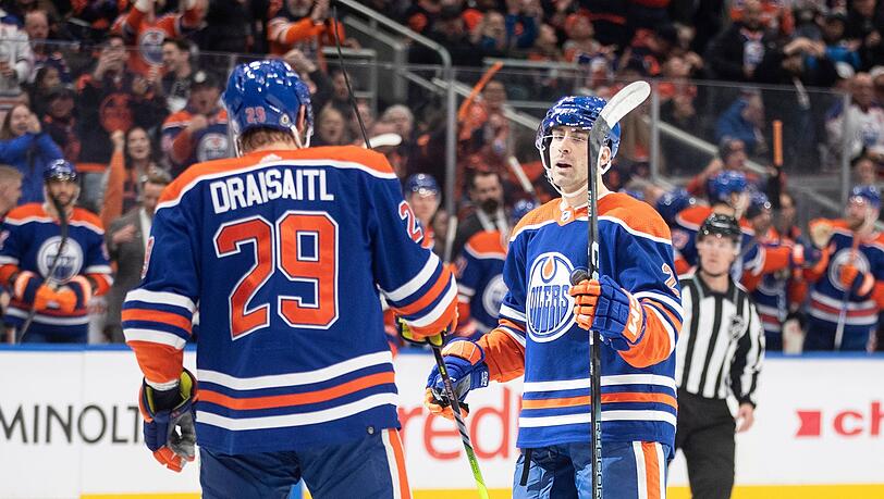 Gegen die Los Angeles Kings traf Draisaitl (l) zum zwischenzeitlichen 2:2 und bereitete das vorentscheidende 3:2 vor.