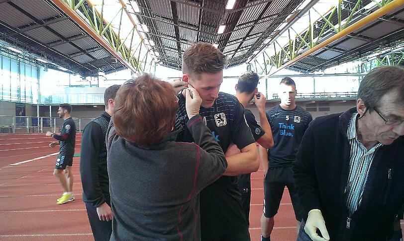 Die Bilder vom Laktattest in der Werner-von-Linde-Halle.