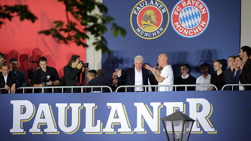 Die Bayern feiern mit ihren Fans die sechste Deutsche Meisterschaft in Folge. Die Bilder vom Fanfest.