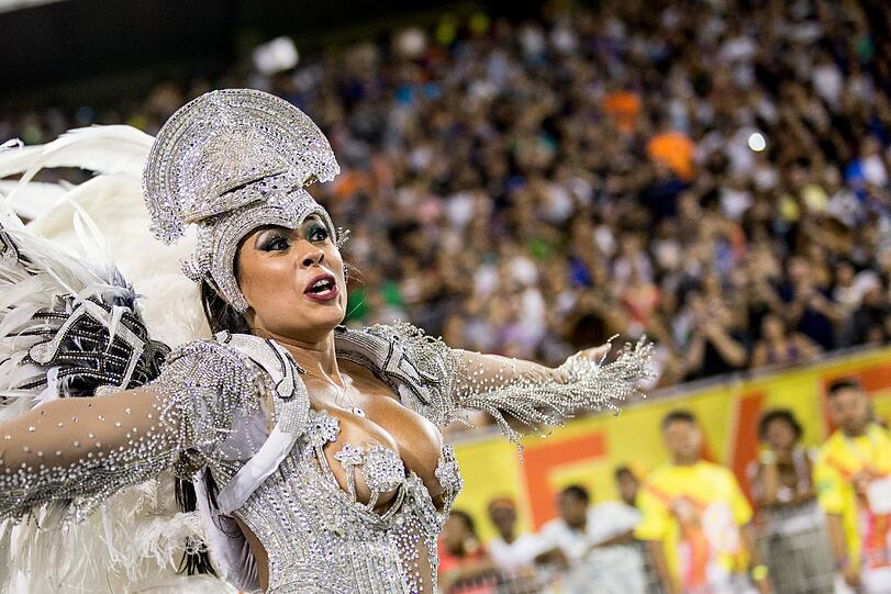 Heiße Rhythmen, heiße Tänze: Die besten Bilder vom Karneval im Sambodromo in Rio.