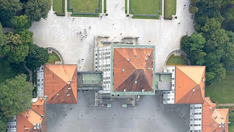 Königliche Aussicht: Schloss Nymphenburg mal von oben.