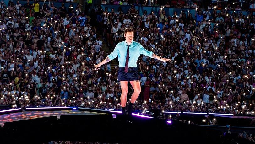 Harry Styles hat mit zw&ouml;lf Konzerten im Wembley-Stadion Geschichte geschrieben.