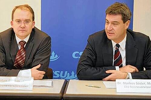 Wollen am Sonntag ein paar klare Worte vom Oberbürgermeister hören: Fraktions-Chef Sebastian Brehm (li.) und Bezirks-Chef Markus Söder.