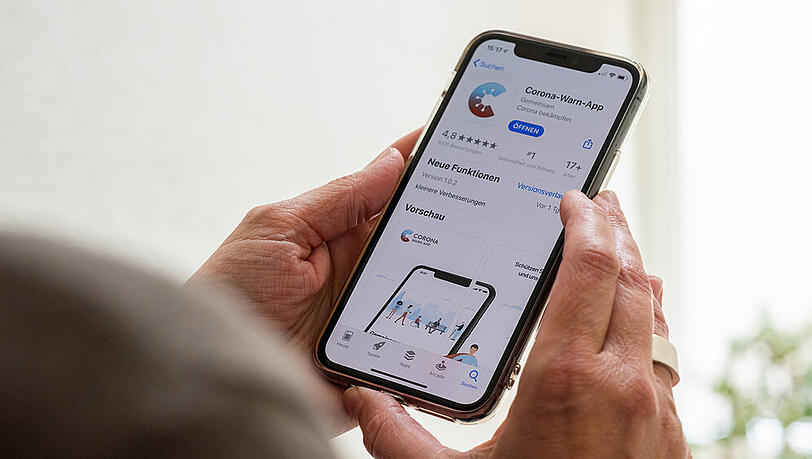 Die Corona-Warn-App soll dazu beitragen, Infektionsketten zu unterbrechen. Die Corona-Warn-App soll dazu beitragen, Infektionsketten zu unterbrechen.