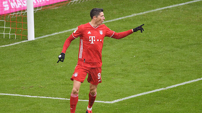 Weltfußballer Robert Lewandowski zeigt sich weiter in blendender Verfassung.